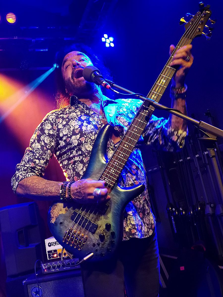 Marco Mendoza (+ Support), 02.10.2025, Marias Ballroom HH